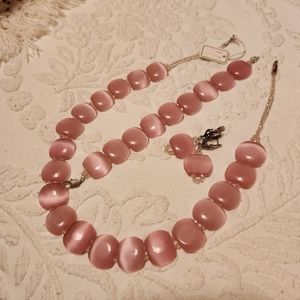 Pink quartz necklace, bracelet and earrings.
